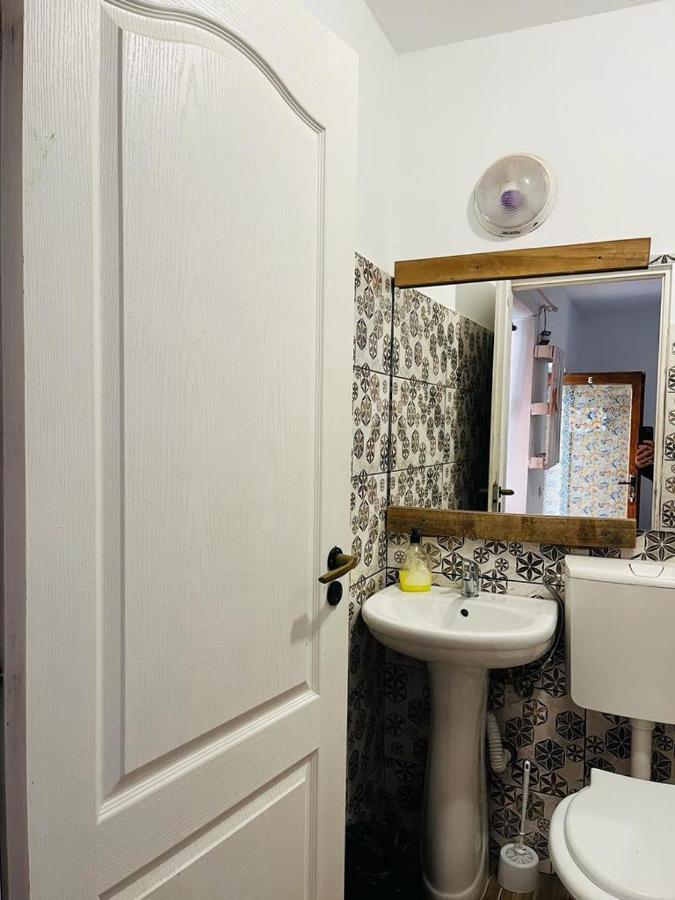 Zen Hostel Cluj-Napoca Eksteriør billede